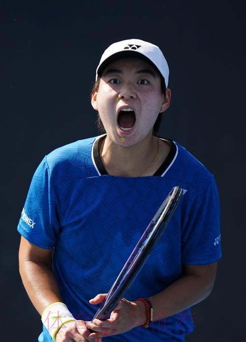 决胜盘抢十过关 白卓璇赢得澳网女单正赛首胜 决胜盘抢十过关 白卓璇赢得澳网女单正赛首胜